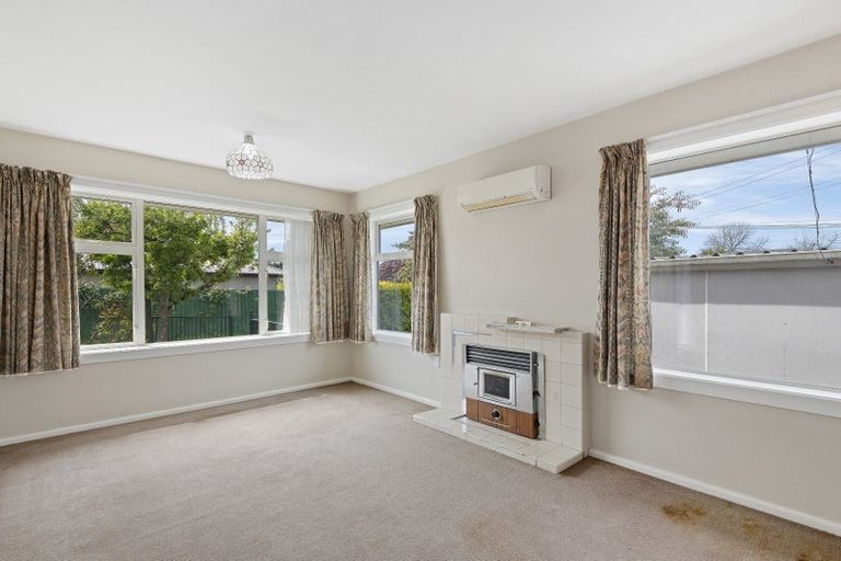 Photo of property in 29 Gleneagles Terrace, Ilam, Christchurch, 8053