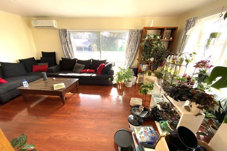 Photo of property in 30 Megan Avenue, Pakuranga Heights, Auckland, 2010