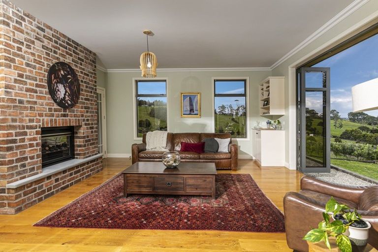 Photo of property in 887 Haruru Road, Wainui, Kaukapakapa, 0873