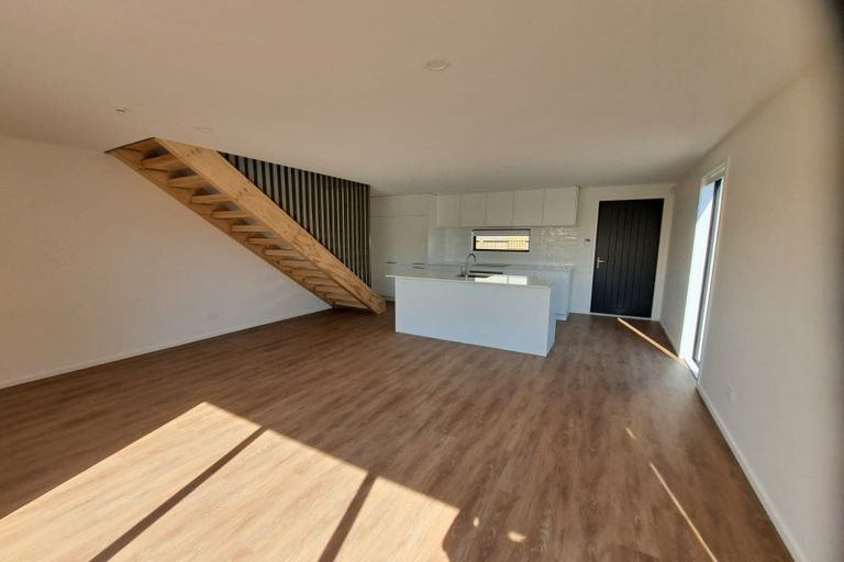 Photo of property in 6/45 Division Street, Riccarton, Christchurch, 8041