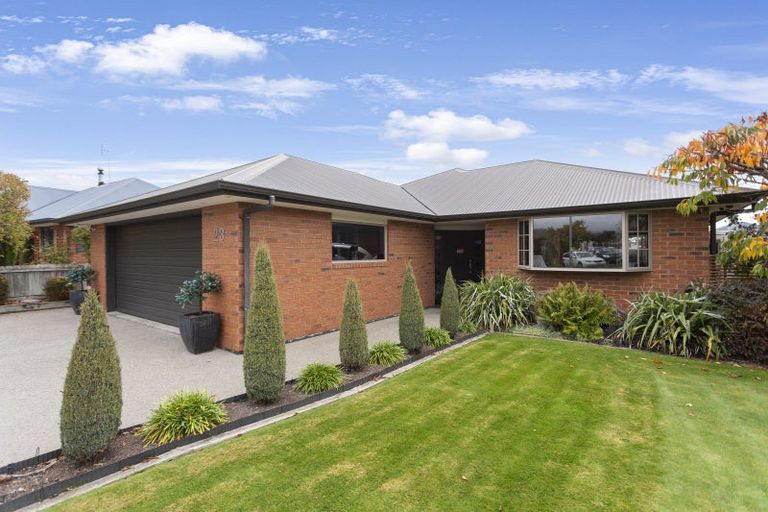 Photo of property in 23 Kura Place, Mosgiel, 9024