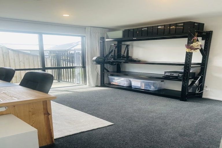 Photo of property in 22 Coupling Close, Prebbleton, 7604