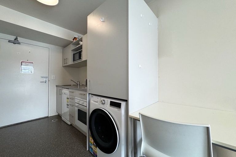 Photo of property in The Peak Apartments, 1001/170 Taranaki Street, Te Aro, Wellington, 6011