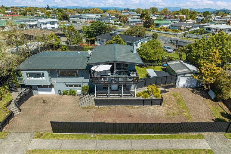 Photo of property in 121 Tauhara Road, Tauhara, Taupo, 3330