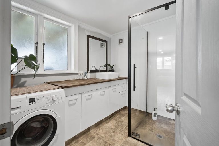 Photo of property in 35 Potaka Street, Marton, 4710