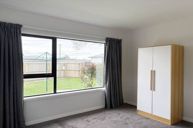 Photo of property in 212 Burwood Road, Burwood, Christchurch, 8083