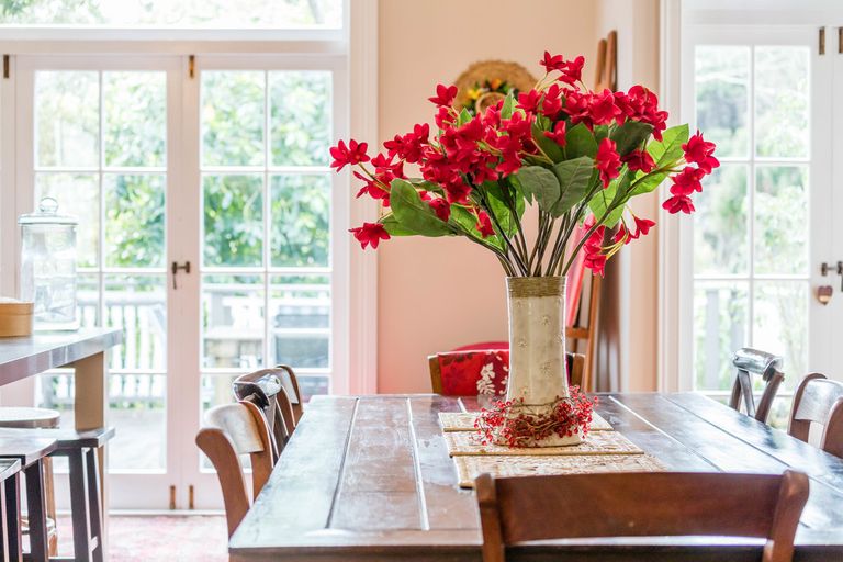 Photo of property in 54 Tinopai Road, Titirangi, Auckland, 0604