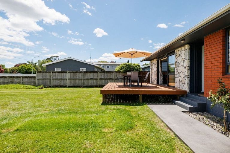 Photo of property in 42 Shakespeare Street, Leamington, Cambridge, 3432