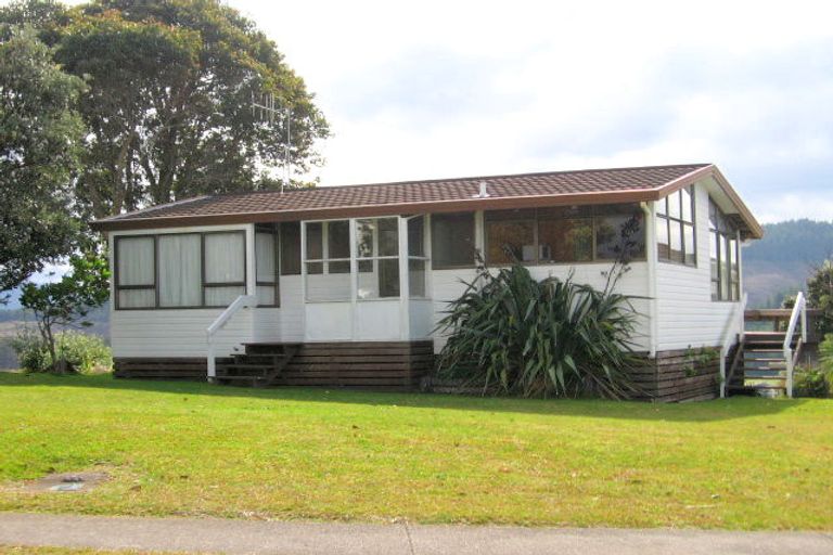 Photo of property in 402 Onemana Drive, Onemana, Whangamata, 3691