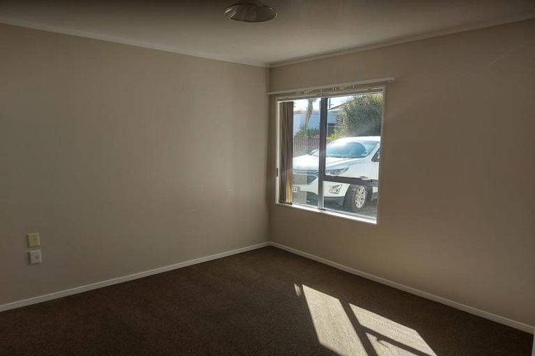 Photo of property in 220a Victoria Street West, Pukekohe, 2120