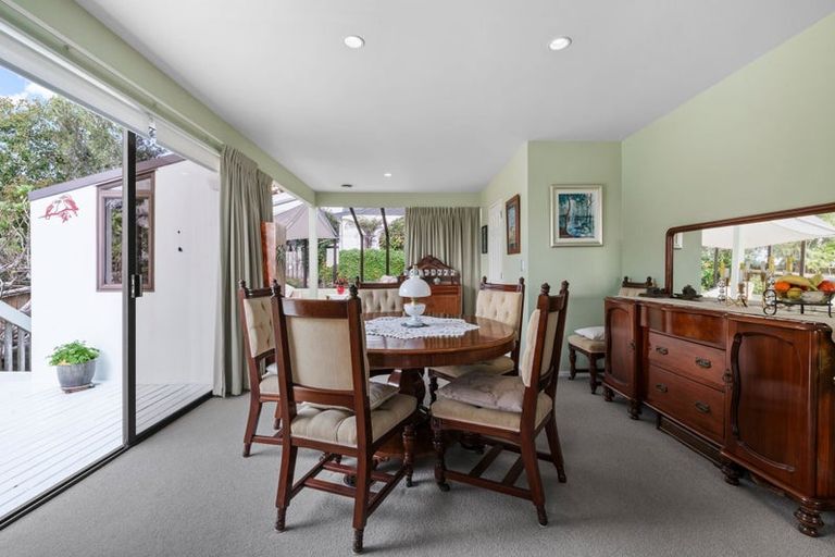 Photo of property in 39 Alec Craig Way, Gulf Harbour, Whangaparaoa, 0930