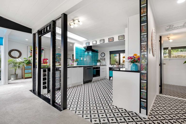 Photo of property in 102 Pohutukawa Avenue, Ohope, 3121