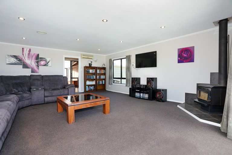 Photo of property in 75 Seabury Avenue, Foxton Beach, Foxton, 4815