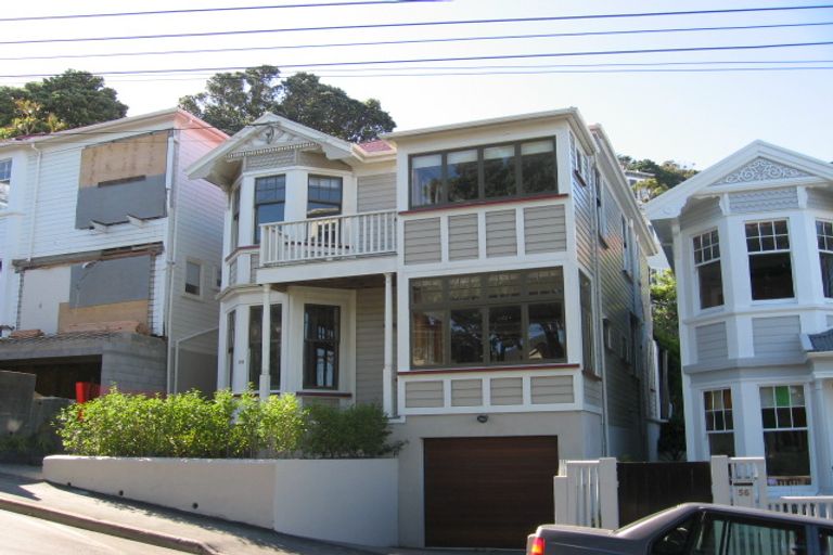 Photo of property in 58 Hawker Street, Mount Victoria, Wellington, 6011