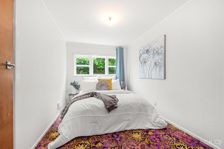 Photo of property in 11 Black Beech Street, Birchville, Upper Hutt, 5018