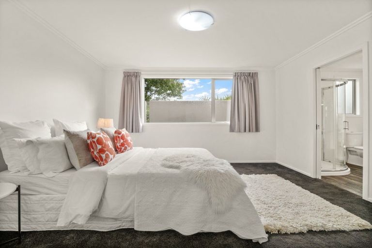 Photo of property in 14b Hartstonge Avenue, Mosgiel, 9024