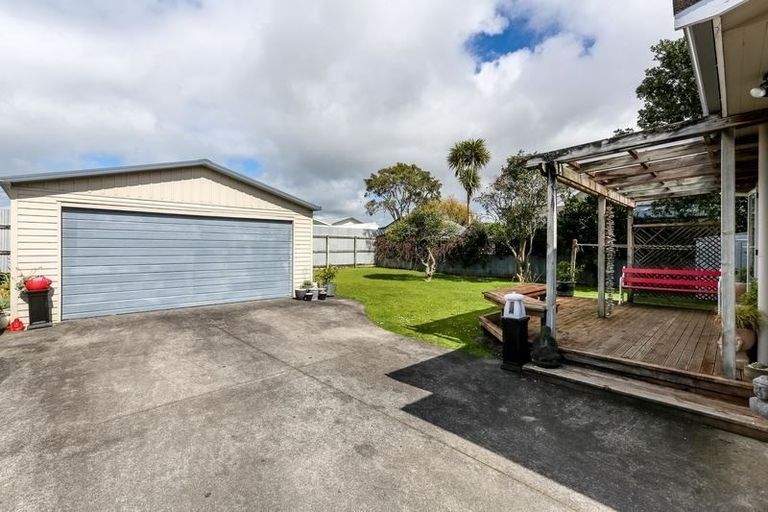 Photo of property in 12 Rawhiti Street, Vogeltown, New Plymouth, 4310