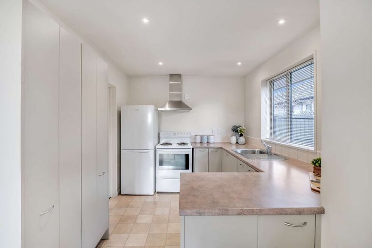 Photo of property in 1/117 Yaldhurst Road, Sockburn, Christchurch, 8042