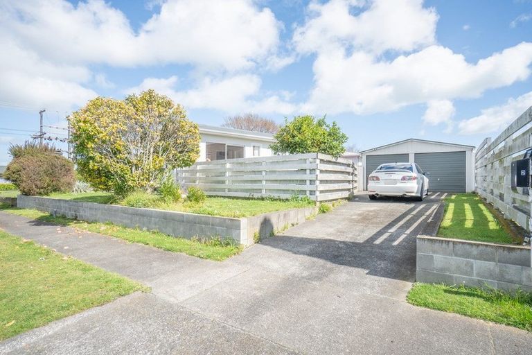 Photo of property in 2 Norrie Street, Feilding, 4702