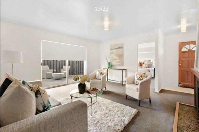 Photo of property in 70 Fisher Parade, Sunnyhills, Auckland, 2010