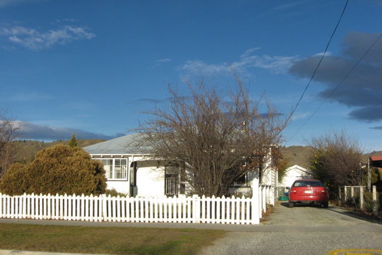 Photo of property in 33 Brandon Street, Alexandra, 9320