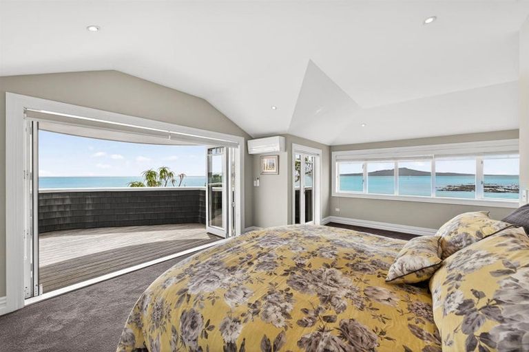 Photo of property in 27 Muritai Road, Milford, Auckland, 0620