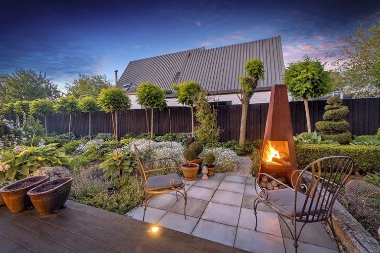 Photo of property in 32a Jeffreys Road, Fendalton, Christchurch, 8052