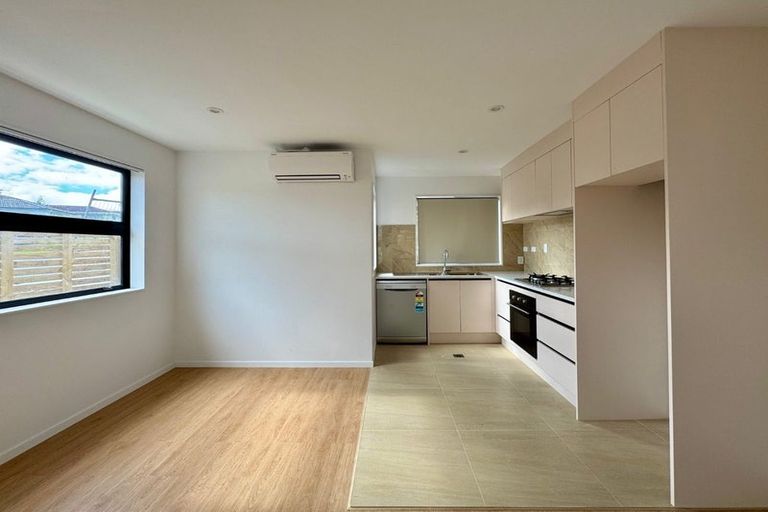 Photo of property in 86 Priestley Drive, Bucklands Beach, Auckland, 2014