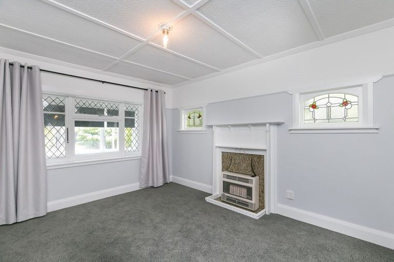 Photo of property in 4 Burnham Street, Petone, Lower Hutt, 5012