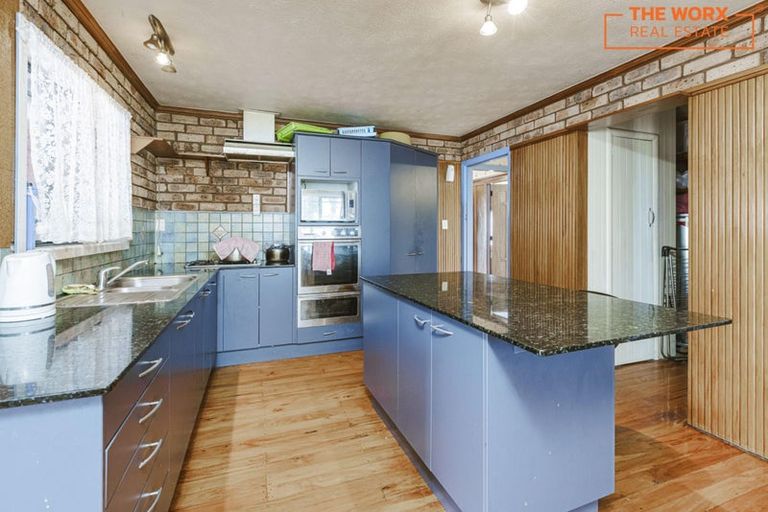 Photo of property in 37 Rosella Road, Mangere East, Auckland, 2024