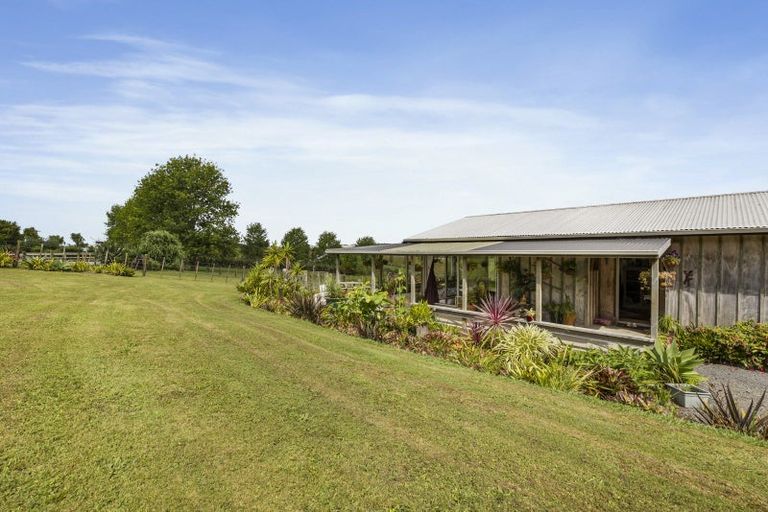 Photo of property in 39 Lara Lane, Kaiwaka, 0573