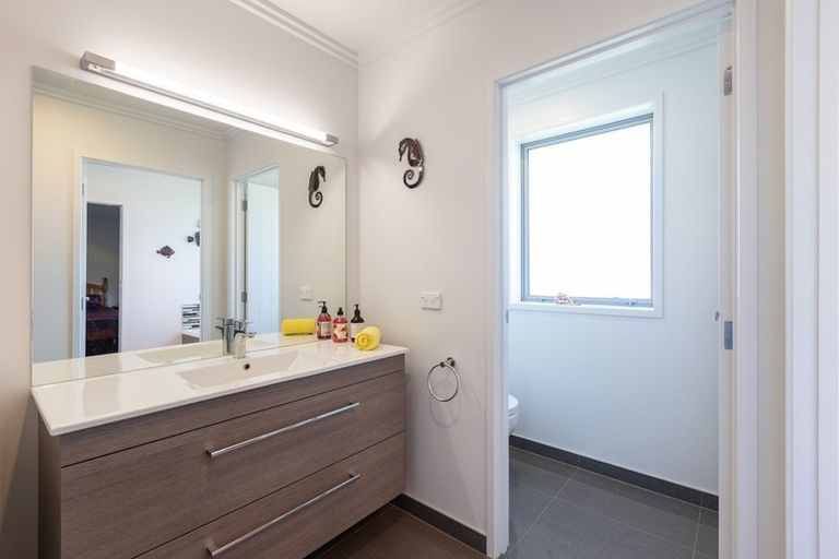 Photo of property in 2/16 Dune View Drive, Mangawhai, 0505