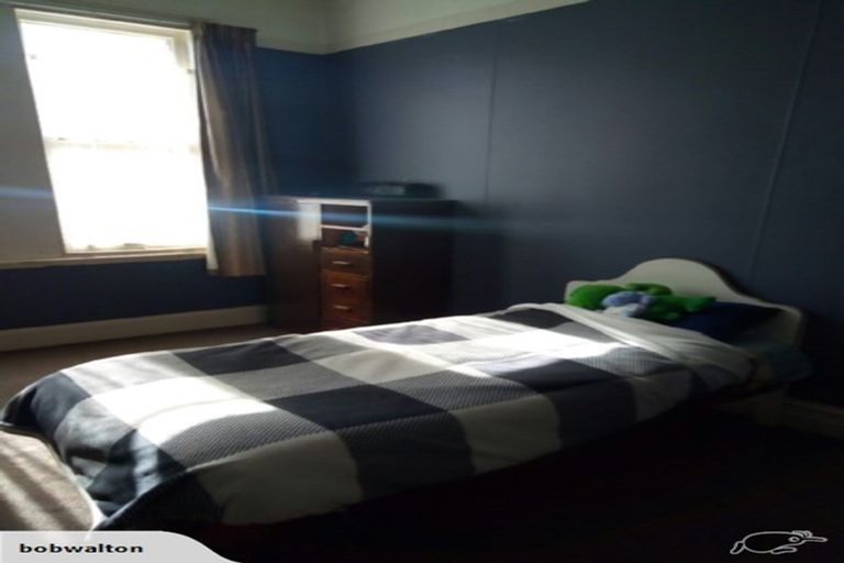 Photo of property in 100 High Street, Waimate, 7924