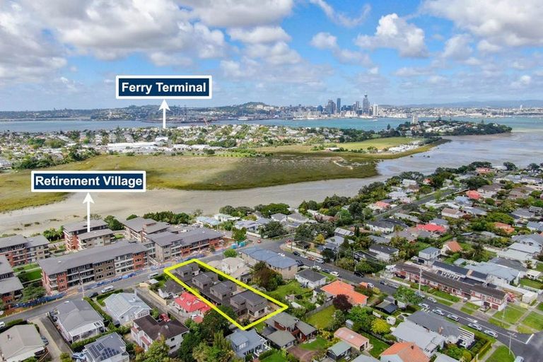 Photo of property in 3/32 Ngataringa Road, Devonport, Auckland, 0624