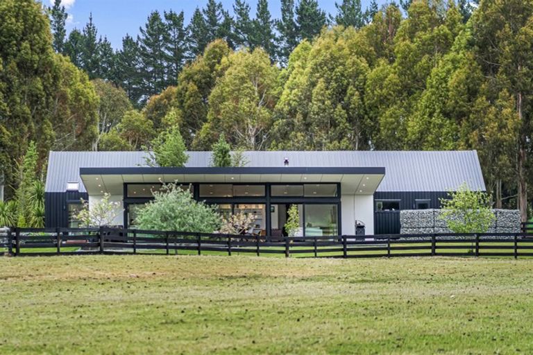 Photo of property in 1131 Old West Coast Road, West Melton, Christchurch, 7671