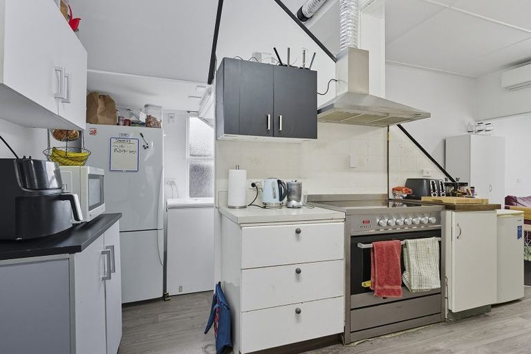 Photo of property in 84 Harrow Street, North Dunedin, Dunedin, 9016