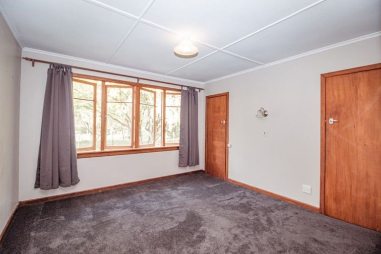 Photo of property in 587 Pa Valley Road, Alfredton, Eketahuna, 4993