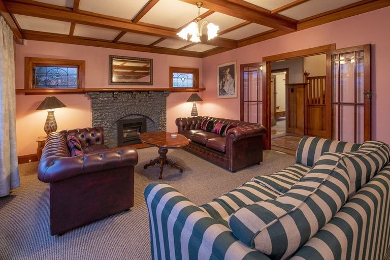 Photo of property in 58 Queen Street West, Levin, 5510