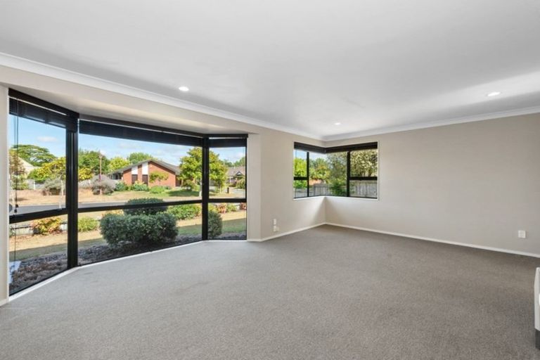 Photo of property in 9 Fernwater Place, Flagstaff, Hamilton, 3210