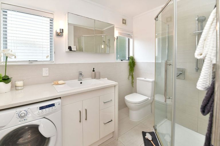 Photo of property in 3/420a Hibiscus Coast Highway, Orewa, 0931