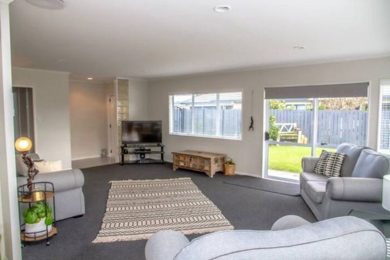 Photo of property in 22 Ocean Crest, Papamoa Beach, Papamoa, 3118