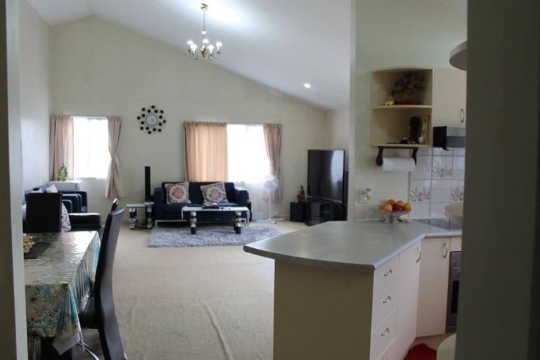 Photo of property in 6 Ali Place, Ranui, Auckland, 0612