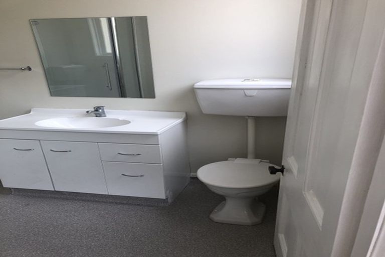 Photo of property in 23 Tinakori Road, Thorndon, Wellington, 6011