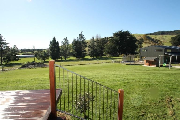 Photo of property in 19 George Street, Waihola, Milton, 9073