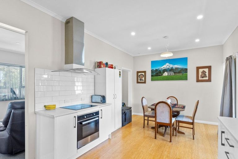 Photo of property in 6 Dudley Street, Levin, 5510