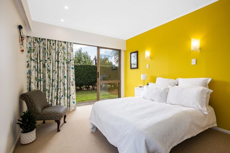 Photo of property in 309 Te Moana Road, Waikanae, 5036