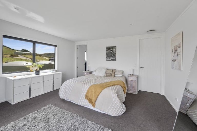 Photo of property in 49 Seafield Road, Eskdale, Napier, 4182