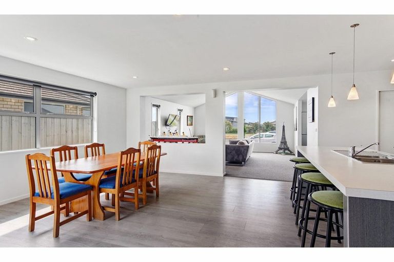 Photo of property in 9 Murfitt Street, Pegasus, 7612