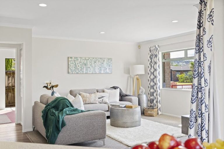 Photo of property in 23 Dan Tori Place, Orewa, 0931