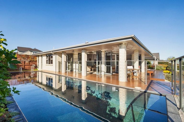 Photo of property in 6 Lees Cove, Karaka, Papakura, 2113